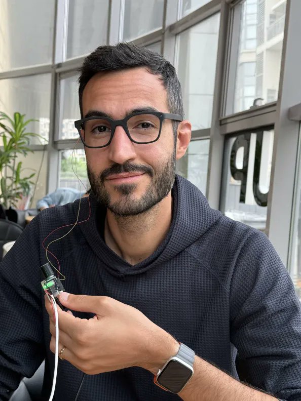 Hello Halo😎

Under the Hood
Halo glasses utilize a 0.2-inch color microOLED display to project a retro arcade-style UI into the wearer’s peripheral field of view.
Audio is transmitted through integrated bone-conduction speakers embedded in the arms, providing discreet sound