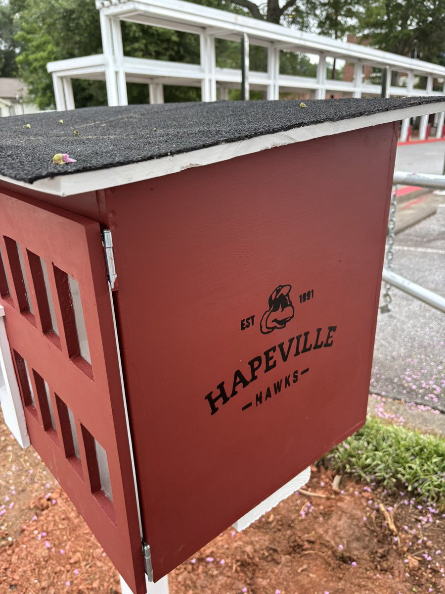 Christian SL Padgett (@drcslpadgett) on Twitter photo Special thanks to the Hapeville community for rebuilding our Little Free Library! The uniqueness in this design is it is a replica of the school. Unique, is the mascot when it was a high school from 1939-1988& its current state as an elementary school! #WhereTheMagicHappens Special thanks to the Hapeville community for rebuilding our Little Free Library! The uniqueness in this design is it is a replica of the school. Unique, is the mascot when it was a high school from 1939-1988& its current state as an elementary school! #WhereTheMagicHappens