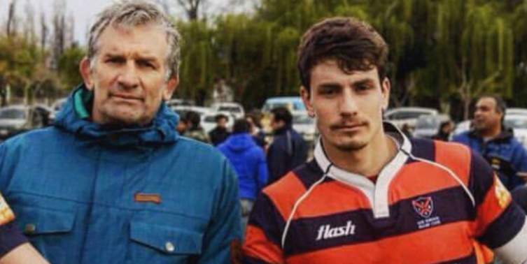 "No busques en el diario lo que no hiciste en la cancha", el consejo de Miguel Bertranou a su hijo en los primeros partidos en la Primera de Los Tordos.

🎙️Escuchalo en el Episodio 13.

👉bit.ly/GBertranou

<a href="/UgeAstesiano/">Eugenio Astesiano</a> <a href="/JoacoGalan/">JoacoGalan</a>