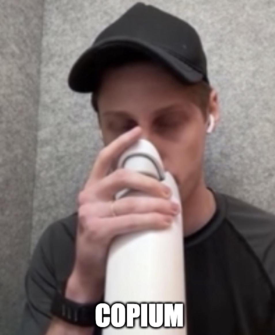 Believe? <a href="/pasternak/">Ben Pasternak</a> <a href="/hjevelynha/">Evelyn Ha</a>