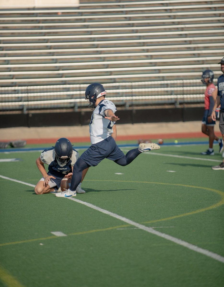 Coachblock302's tweet image. Fall Camp 2025. First practice in the books! @IchabodFTBL #bethestandard