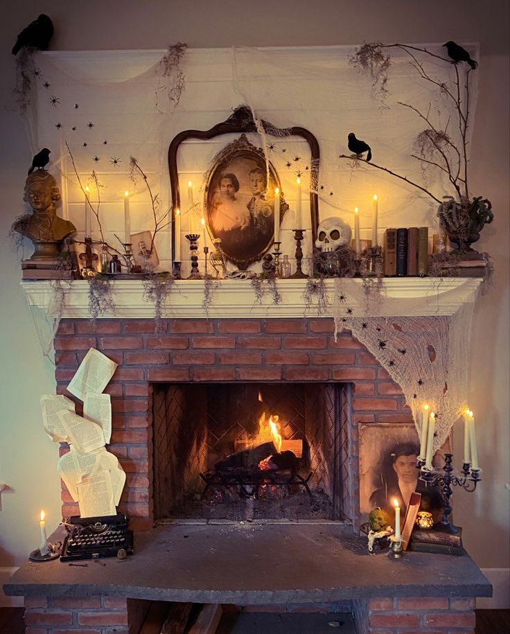 orthoteric's tweet image. What’s everyone’s Halloween decor aesthetics? I’ve always wanted to make my home look like it was haunted. Always been obsessed with ghosts