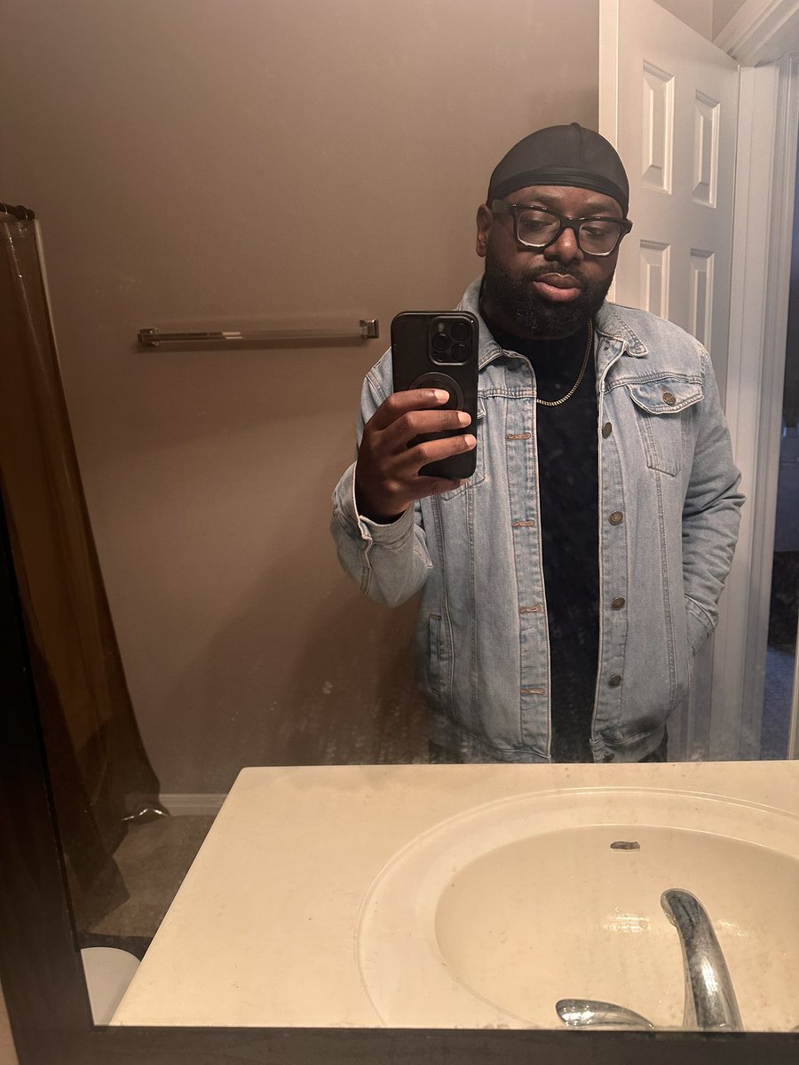 HollywoodChris™ tweet media