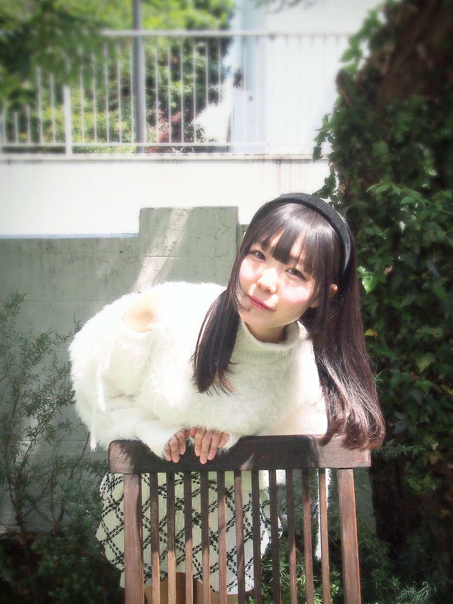 Massa101010's tweet photo. #TreasureThursday
今日の宝物は、君の笑顔
疲れた一日でも、SNSやライブ姿をみると、心がふわってなるんだよ
#稗田あいす さんいつもありがとう。
ぜったいに夢、叶えようね🌟
#撮影会 #ポートレート
#photography #portrait
#稗田沼 https://t.co/kvIOwrg28w