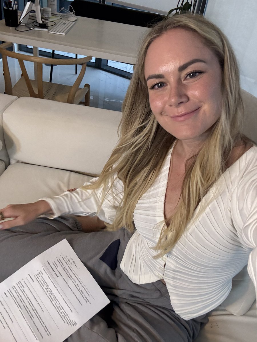 EmilyDempsey's tweet image. Business on top, sweatpants on the bottom for a new podcast episode 👌🏻