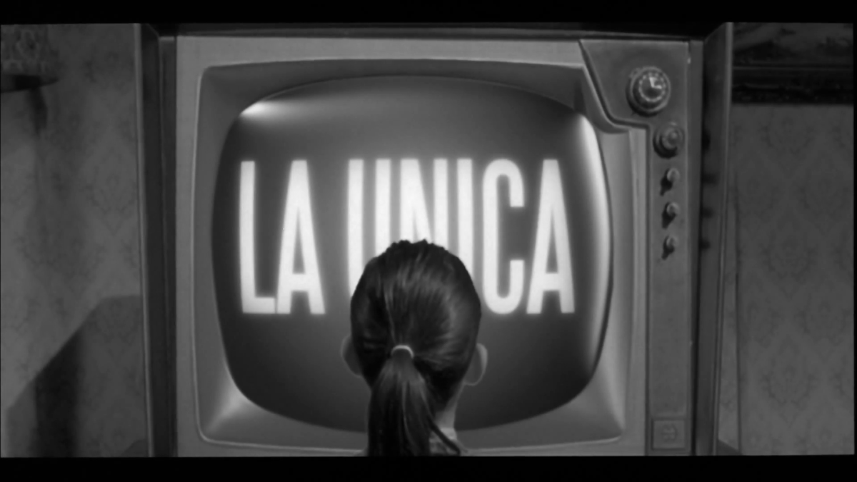 La antena (2007). Fantasía distópica, poesía visual.