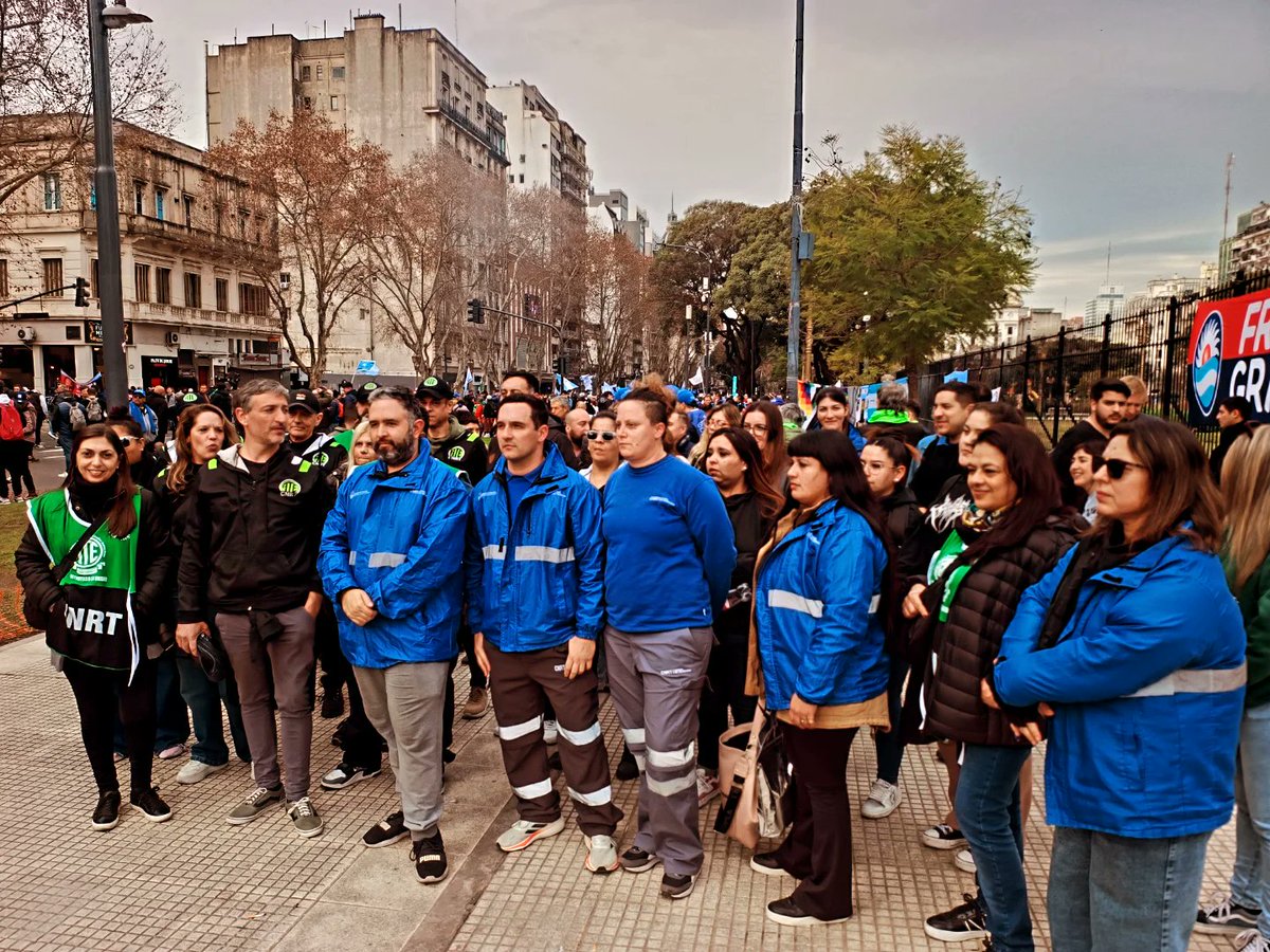 AteCnrt's tweet photo. En la calle, en la justicia y en el Parlamento! Nunca bajamos los brazos! .
#ATECNRT #LaCNRTNoSeToca #ElEstadoSeDefiende https://t.co/Z0vxEiEE1G
