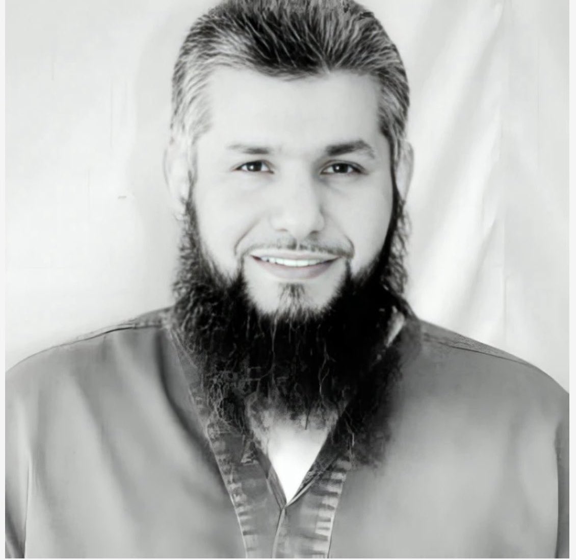 TEFA__99's tweet photo. السلام عليكم       
بمناسبة رجوع #حميدان_التركي أبغى الحسابات اللي ماقد فاز بأي مسابقة في تويتر نهائي .. يكتبب كلمة ( انا ) .. وأمنتكم بالله لا يكتب كلمة انا إلا اللي فعلاً لم يسبق له الفوز .. أبغاكم تستفيدون الجميع              
رتويت وتم للتغريدة ذي   
تابعني @bnt45372 https://t.co/qDWbZ0eJfd
