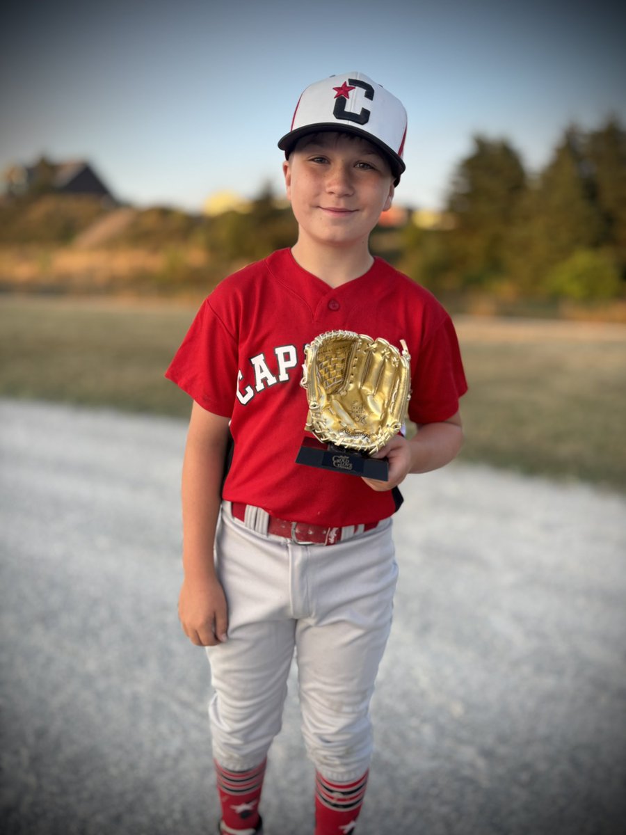 Caps on top with a 4-3! 

Congrats to LINDEN BUCKINGHAM on earning Cap of the Game!

Bucky came through with a massive triple to the fence, scoring the game-tying run, before scoring the winning run!

Golden Glove goes to BLAKE P. for a BIG catch in the gap! 

<a href="/baseballstjohns/">Baseball St. John's</a>