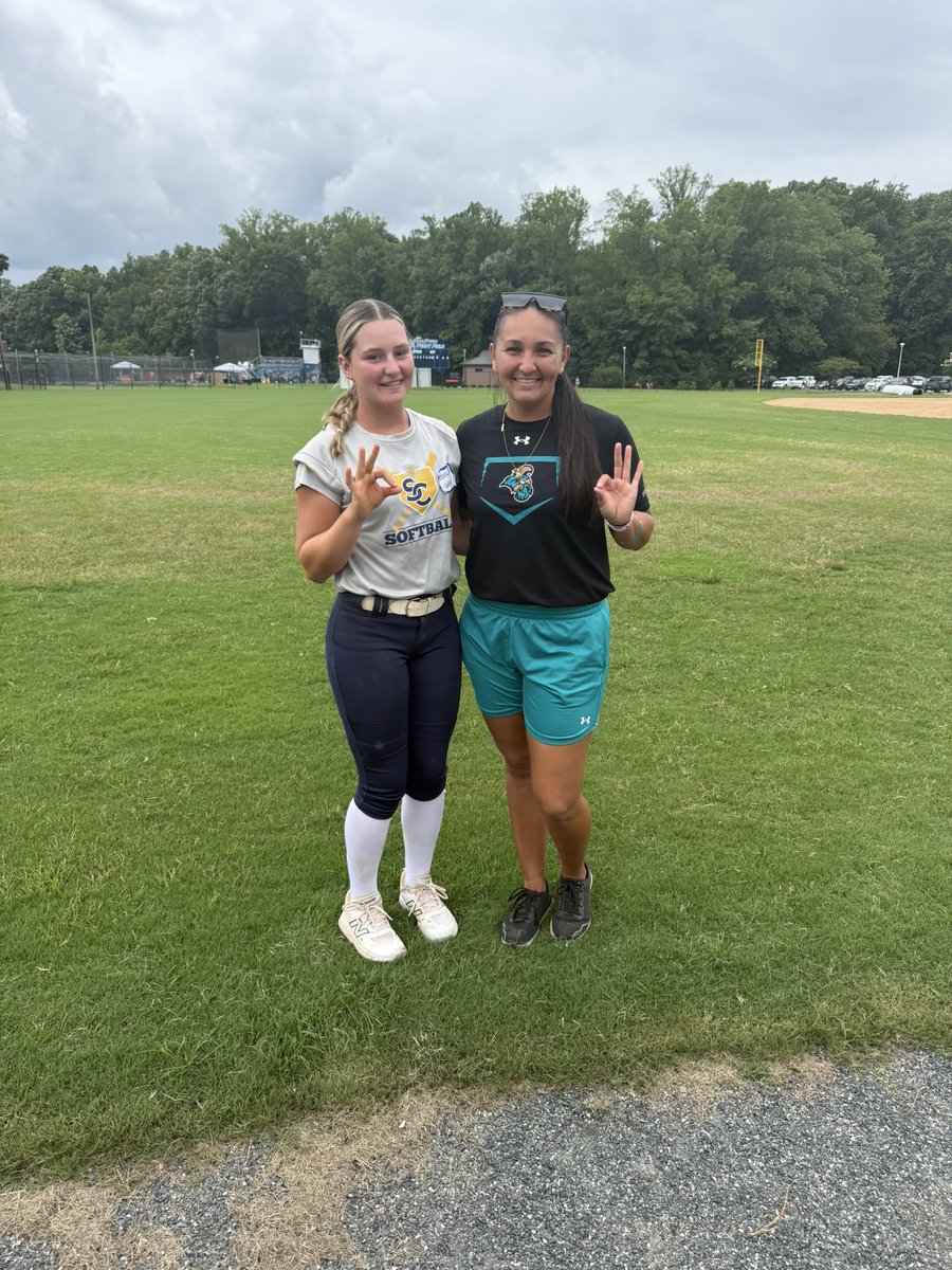 Olivia Tull tweet media