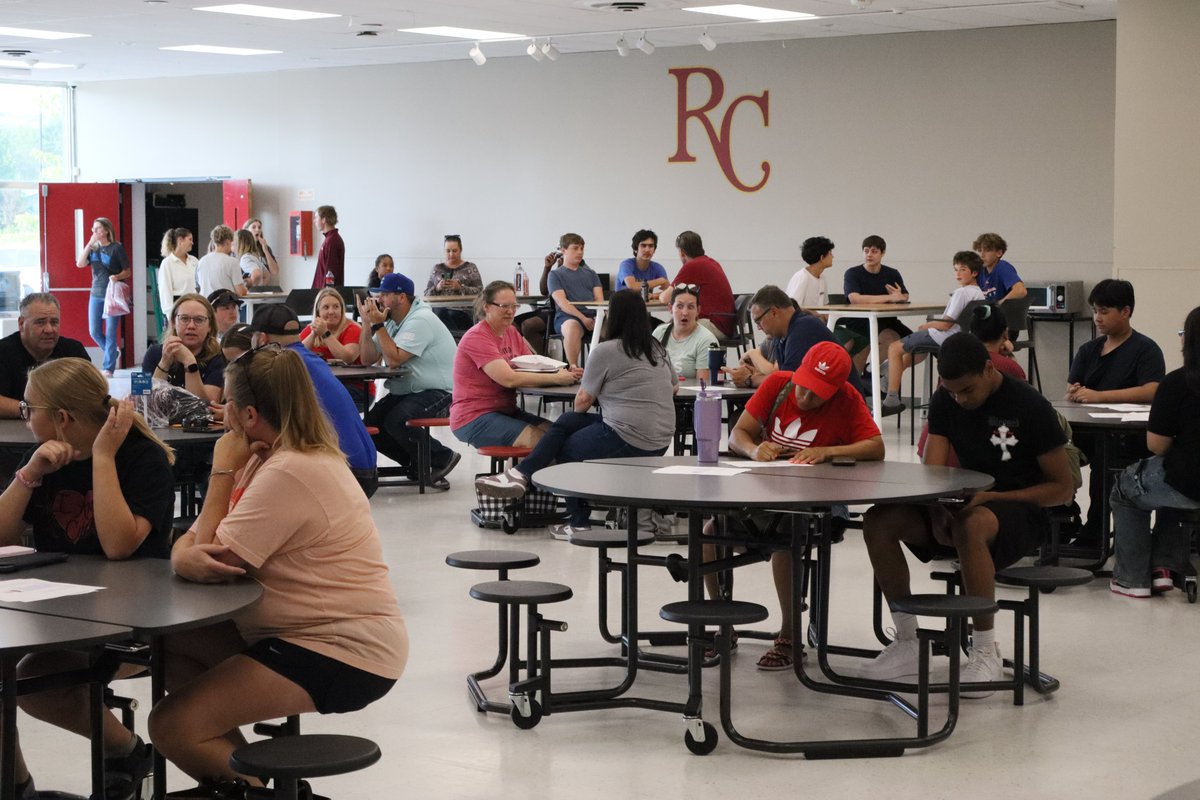 New Family Orientation Night☑️

RCHS welcomed new families into the Crimson Pride tonight at New Family Orientation! Can't wait to welcome our students back to the classroom on August 13!