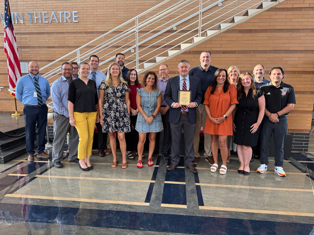 💚Superintendent Dr. Patrick Ward was honored as School Leader of the Year in Lake County by the ESC of the Western Reserve! Dr. Ward was recognized as a transformative leader who is student-focused, collaborative, and innovative. He inspires excellence across our district.💙