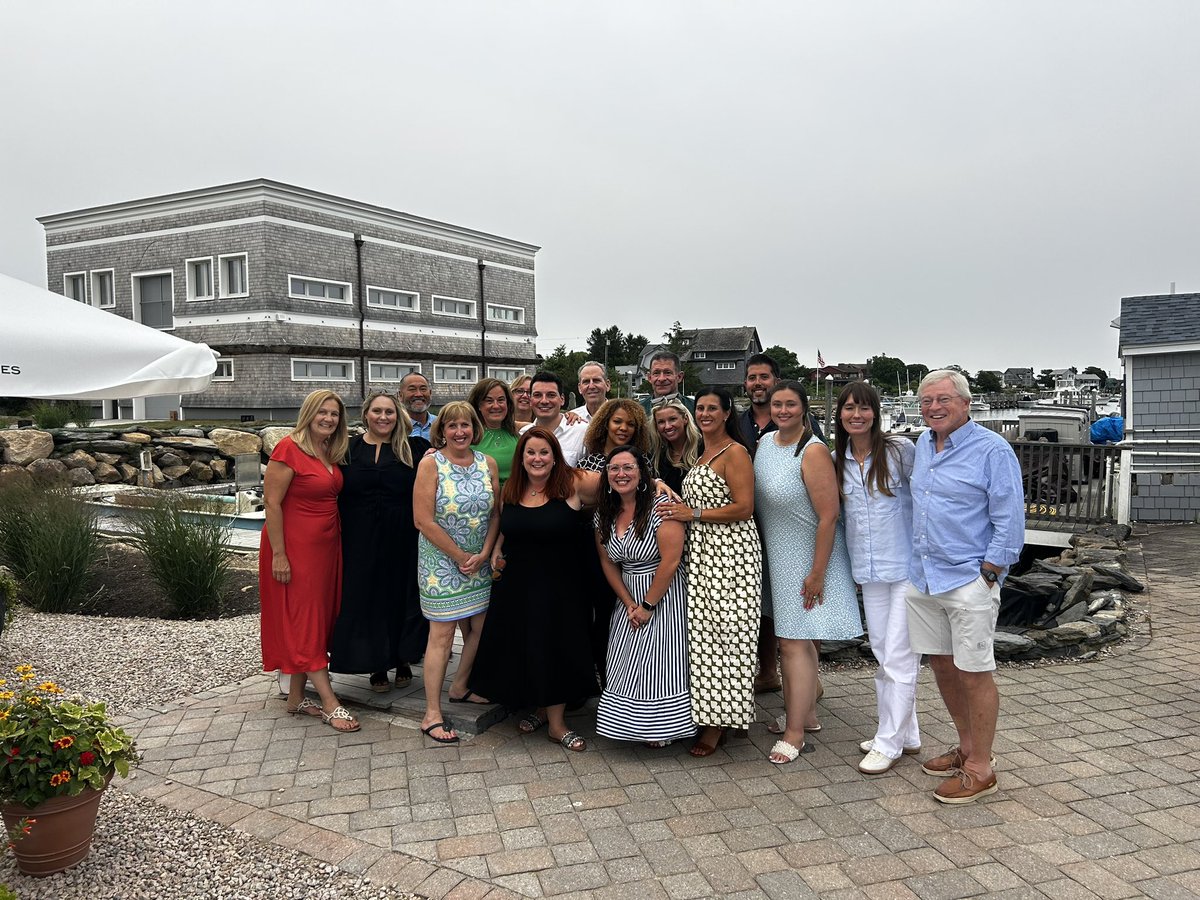 JosephMDeLeo's tweet photo. Pre-conference dinner at Matunuck Oyster Bar with @RIprincipals , getting ready for the annual RIASP Conference tomorrow! https://t.co/brlSl7hlOn