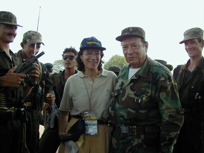 <a href="/saludhernandezm/">Salud Hernández-Mora</a> Se le ve muy cómoda con Marulanda