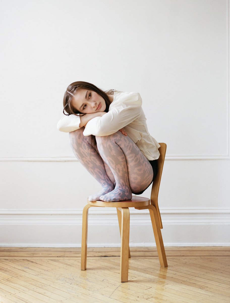 Lola Tung Brasil tweet media