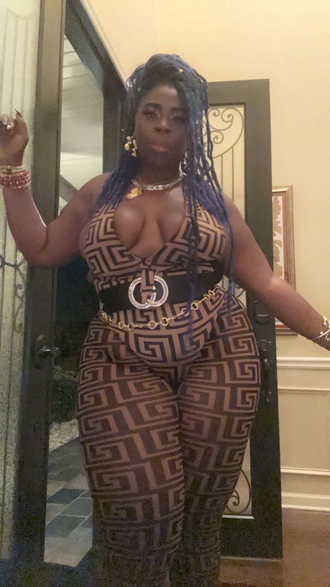 Dee (@mzdeefeet) on Twitter photo 