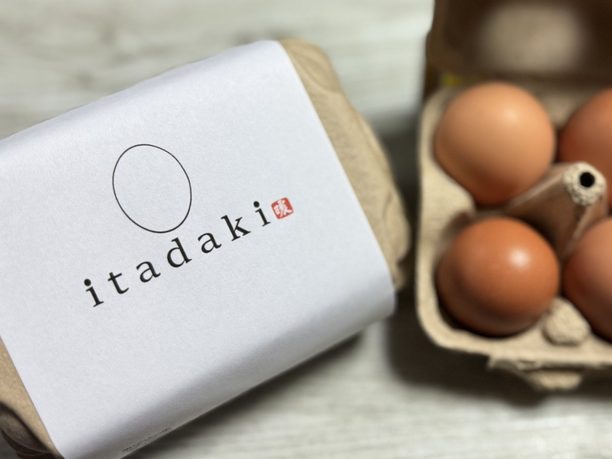 natural_egg_lab's tweet photo. 届けるのは命のぬくもりと、
あたたかな時間。
鶏たちの暮らしが、
あなたの暮らしとつながる。
放牧卵「itadaki」
あなたの暮らしのリズムで続けられる定��便です。
→https://t.co/L0Er1qBZpn https://t.co/ggoE52OVox
