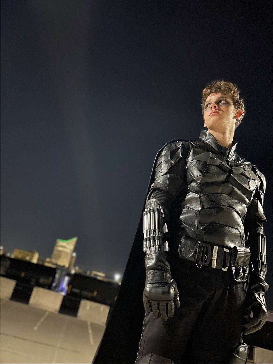 JordanJD23's tweet photo. Make Sure To Go To https://t.co/1mXtD1u3dI Later Today To Watch Me Stream For Over 24 Hours+ In My Realistic Batman Suit For The Launch Of Fortnite: Chapter 6 Season 4!!!! https://t.co/kVVnGUOXPy