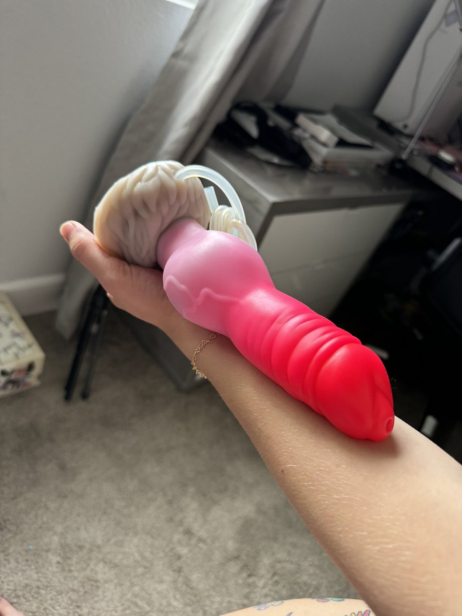 Look who came in today!🤭😍 vid will be coming next Friday!😉