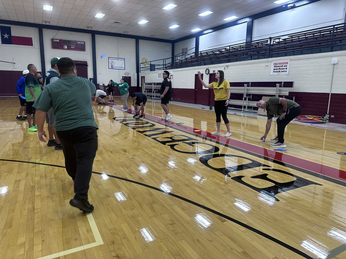 coachwalk's tweet image. Peeps! I just finished a PD @EISDofSA the #HPE teachers were amazing! Super energetic and ready to start the 25-26 school year👊🏾 Thank you @OPENPhysEd @EISDofSA for the opportunity to come present, as well as learn 🙏🏾 #backtoschool2025 #teachershelpingteachers