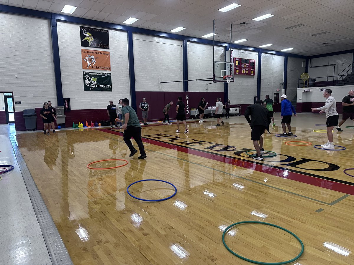 coachwalk's tweet image. Peeps! I just finished a PD @EISDofSA the #HPE teachers were amazing! Super energetic and ready to start the 25-26 school year👊🏾 Thank you @OPENPhysEd @EISDofSA for the opportunity to come present, as well as learn 🙏🏾 #backtoschool2025 #teachershelpingteachers