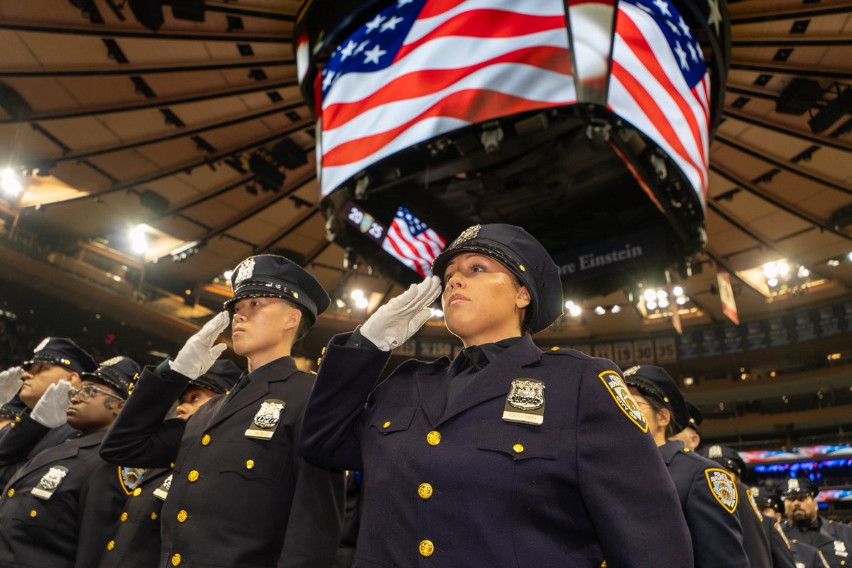 NYPD NEWS tweet media