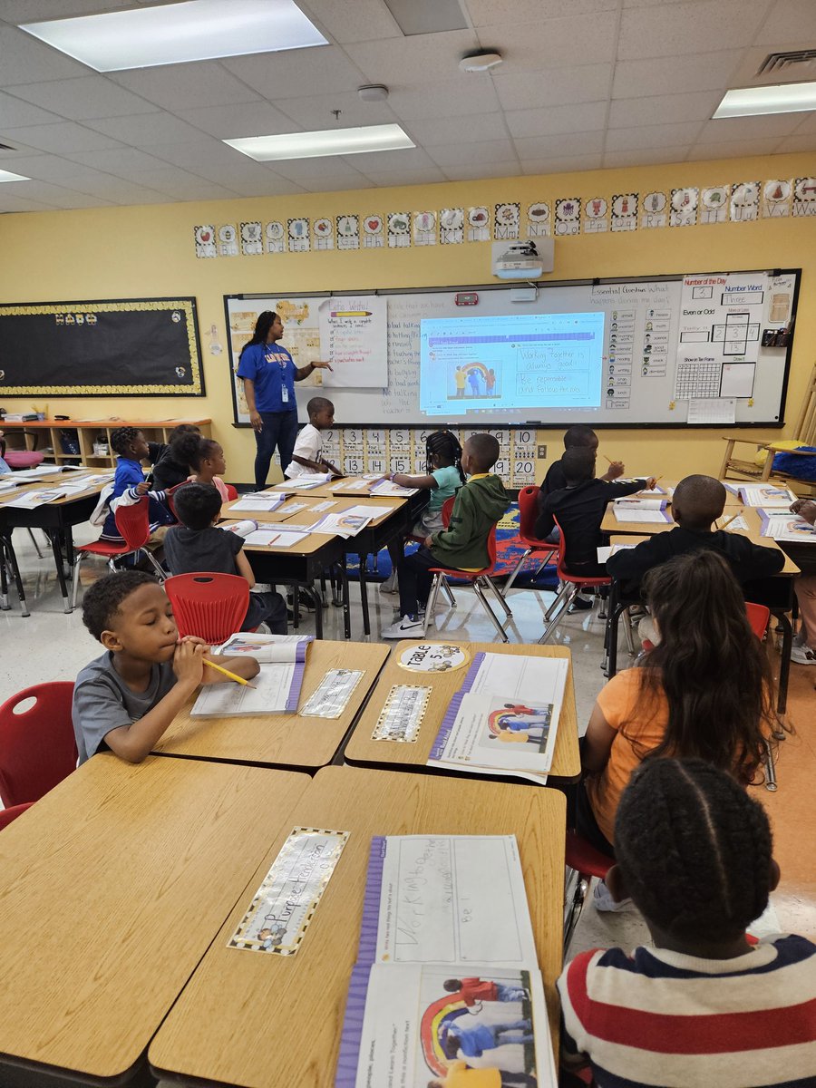 Felicia Gilbert (@flattimo) on Twitter photo Caught our <a href="/GullattES1/">GullattES</a> 1st & 2nd grade teachers delivering some great instruction! <a href="/TishaBentley/">Kartisha Bentley</a> <a href="/3rdgradeM/">Techiteacher</a> #SOARingisoursuperpower Caught our <a href="/GullattES1/">GullattES</a> 1st & 2nd grade teachers delivering some great instruction! <a href="/TishaBentley/">Kartisha Bentley</a> <a href="/3rdgradeM/">Techiteacher</a> #SOARingisoursuperpower