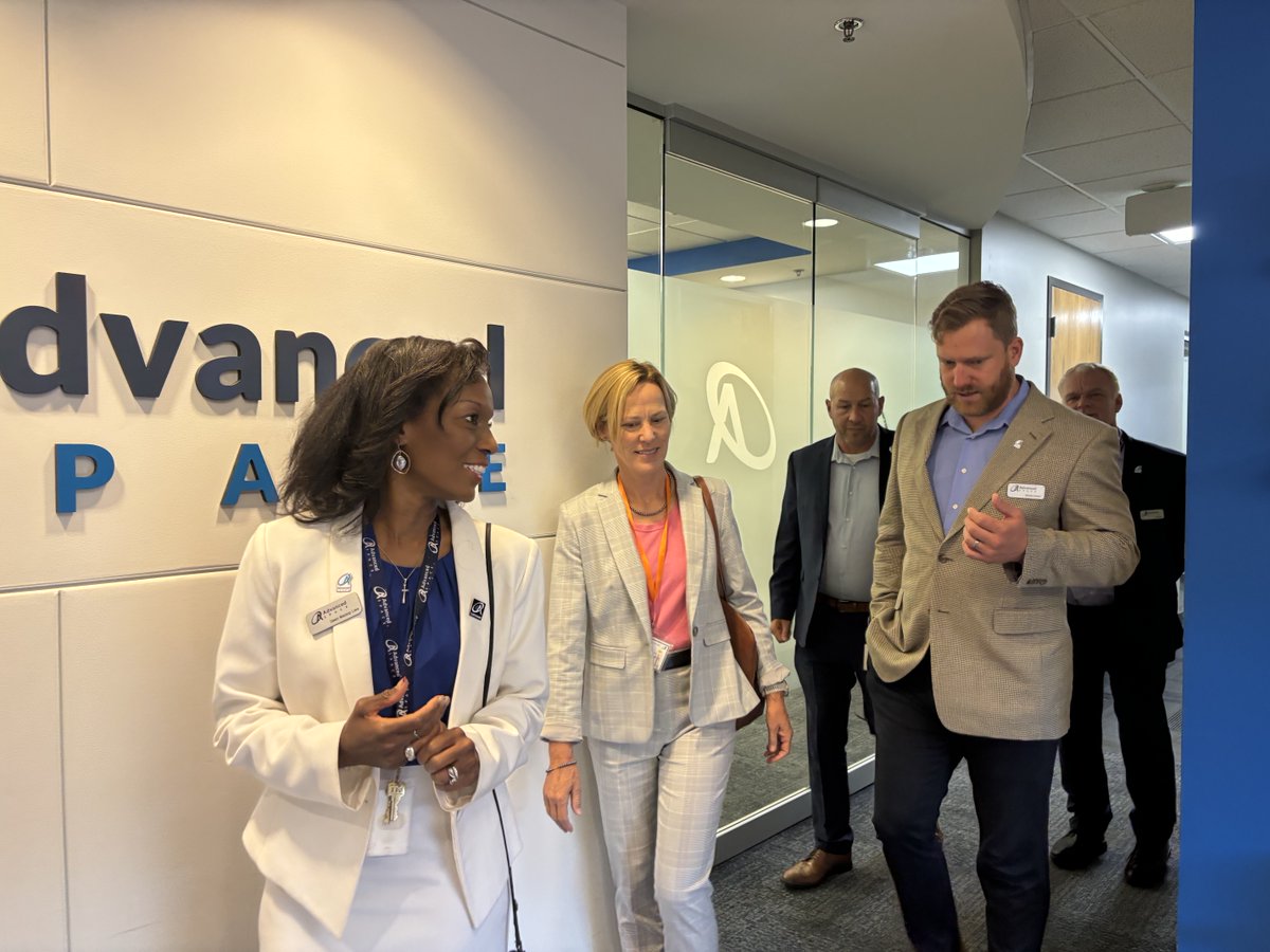 AdvancedSpace's tweet image. Thrilled to have hosted Heather Pringle, Maj Gen, USAF (Ret.), CEO of @SpaceFoundation, for a tour at our Westminster HQ! ✨ Grateful for the insightful discussions! 🚀

#Innovation2Orbit #AdvancedSpace #SpaceFoundation