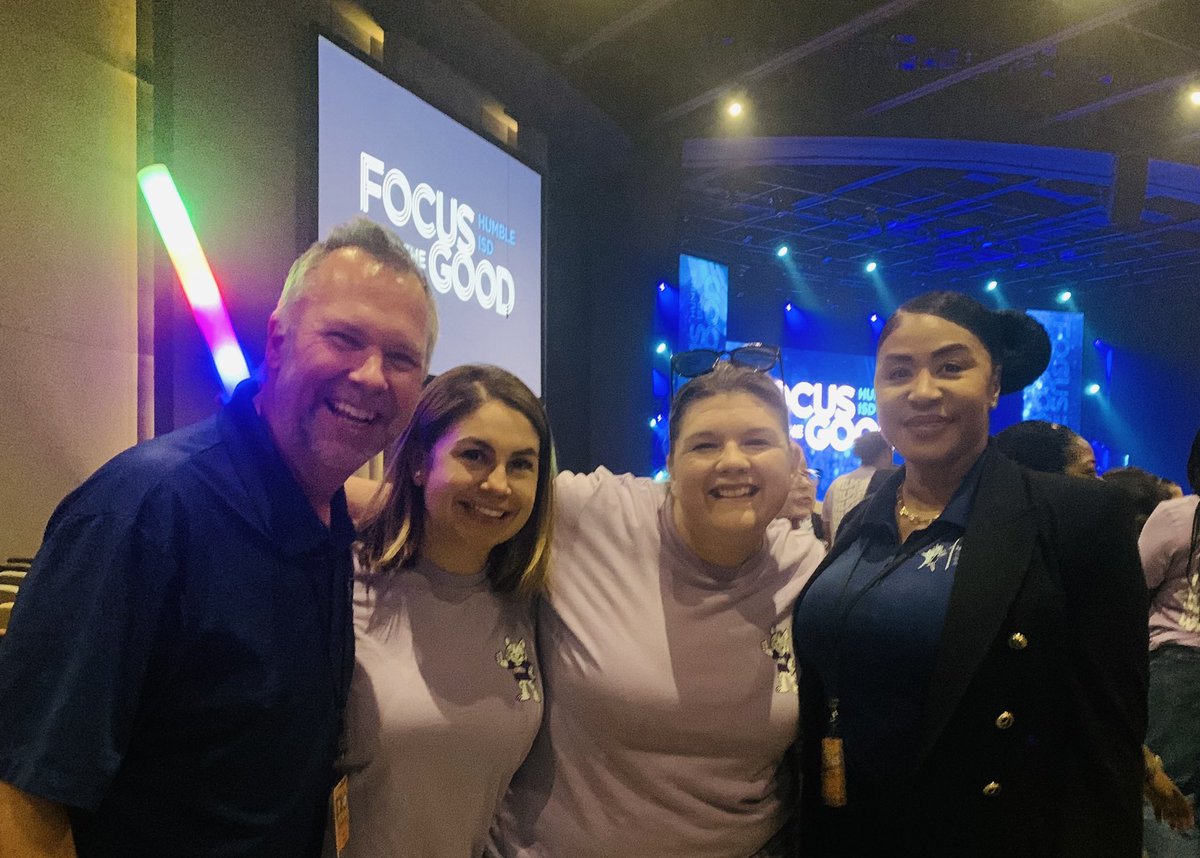 H.E. Rocks! tweet media