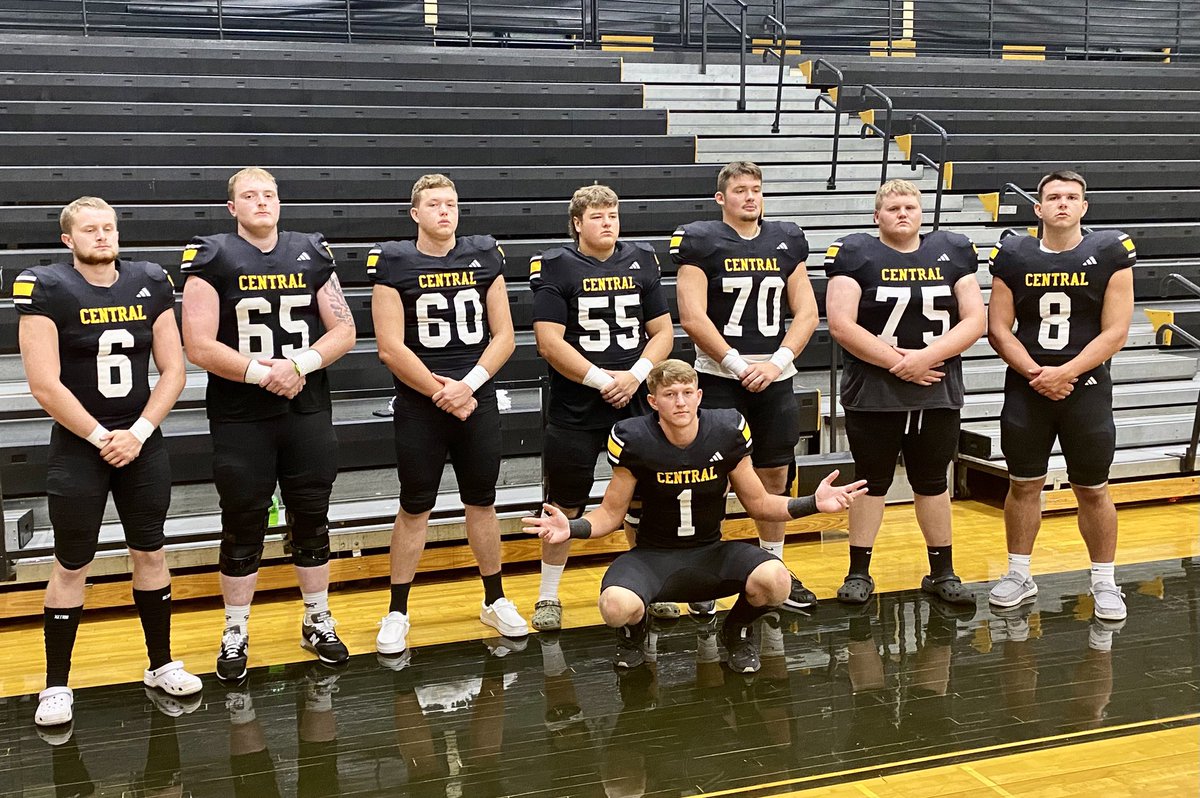 Johnson Central’s Offensive Line With QB Austin Slone. 
<a href="/jphillipblair/">John Phillip Blair</a> <a href="/CoachJessePeck/">Jesse Ray Peck</a> <a href="/DDSportsNetwork/">D&D Sports Network</a> <a href="/CoachWoodmanMSU/">Jason Woodman</a> <a href="/coachmccoy3/">Scotty McCoy</a> <a href="/Coach_BMcClain/">Coach Bob McClain</a> <a href="/TRow1987/">Tyler Rowland</a> <a href="/NateInSports/">Nate Bryan</a> <a href="/NationsElite1/">Nations Elite</a> <a href="/CoachTonyGibson/">Tony Gibson</a>