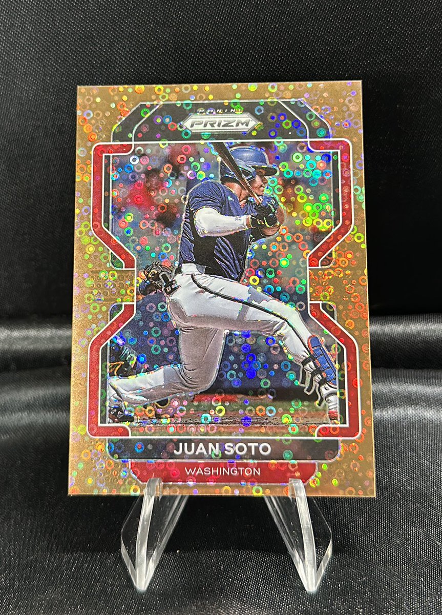 Price: $20

Juan Soto Prizm /40

RT’s and Tags highly appreciated 

#phinstax #Xnat25