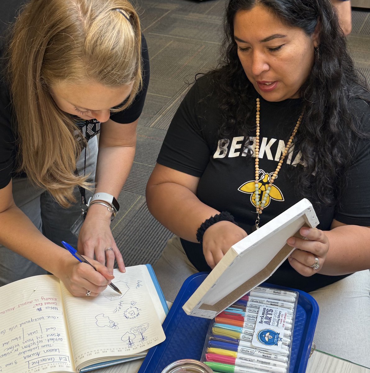 Jen Holsinger-Raybourn tweet media