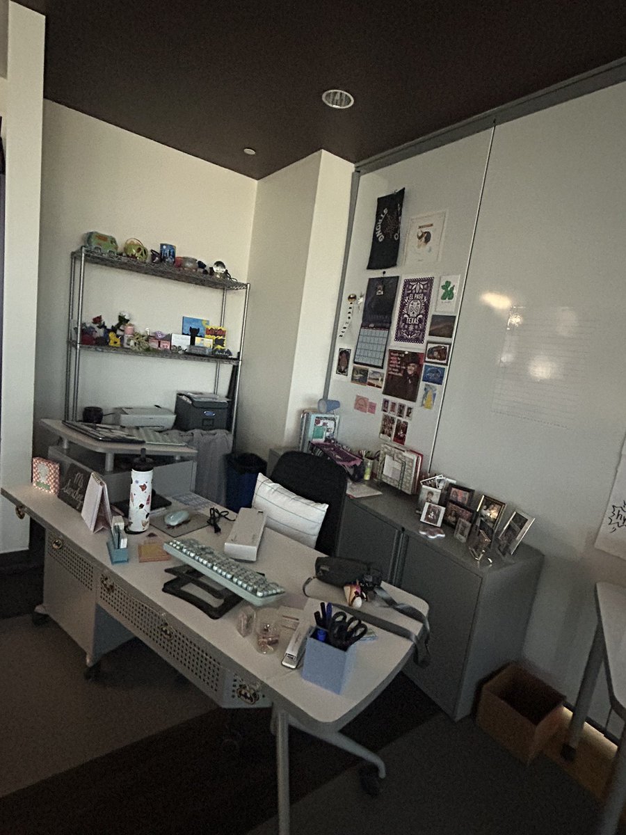 CYSanchez83's tweet photo. This year’s classroom set up! https://t.co/n9q1scKGYw