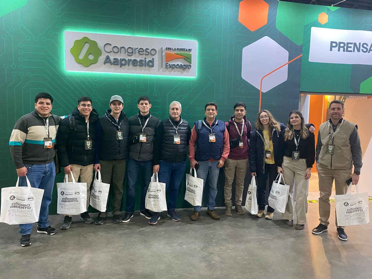 Arrancando el 33 Congreso <a href="/aapresid/">Aapresid</a> "CODIGO ABIERTO", en la <a href="/LaRural_BsAs/">La Rural</a> 

<a href="/Cy0_2025/">Cereales y Oleaginosas _UNSL</a> 
<a href="/FICAUNSL/">Facultad de Ingeniería y Ciencias Agropecuarias</a>
<a href="/juampiodetti/">Juan Pablo</a>