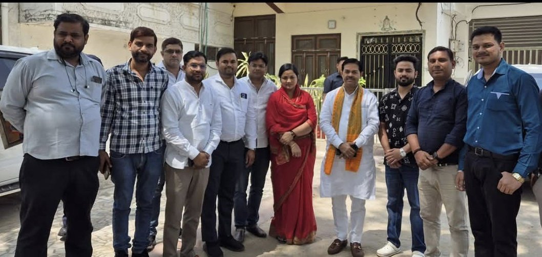 लोधी समाज की शान माननीय <a href="/blvermaup/">B.L Verma</a> जी (केंद्रीय राज्यमंत्री) उपभोक्ता मामले, खाद और सार्वजनिक वितरण मंत्रालय,भारत सरकार को जन्मदिवस की हार्दिक बधाई एवं शुभकामनाएं🎂💐💐
#बाबा #भोलेनाथ #सदैव #आपको #स्वस्थ #रखें।

<a href="/narendramodi/">Narendra Modi</a> <a href="/AmitShah/">Amit Shah</a> <a href="/rajnathsingh/">Rajnath Singh</a> <a href="/BJP4Delhi/">BJP Delhi</a> <a href="/BJP4India/">BJP</a> <a href="/BJP4UP/">BJP Uttar Pradesh</a>
