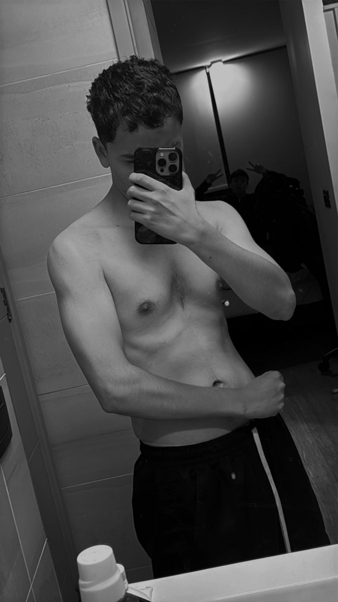 Mathilu2004's tweet image. Algo del progreso en solo 2 semanas constantes :)