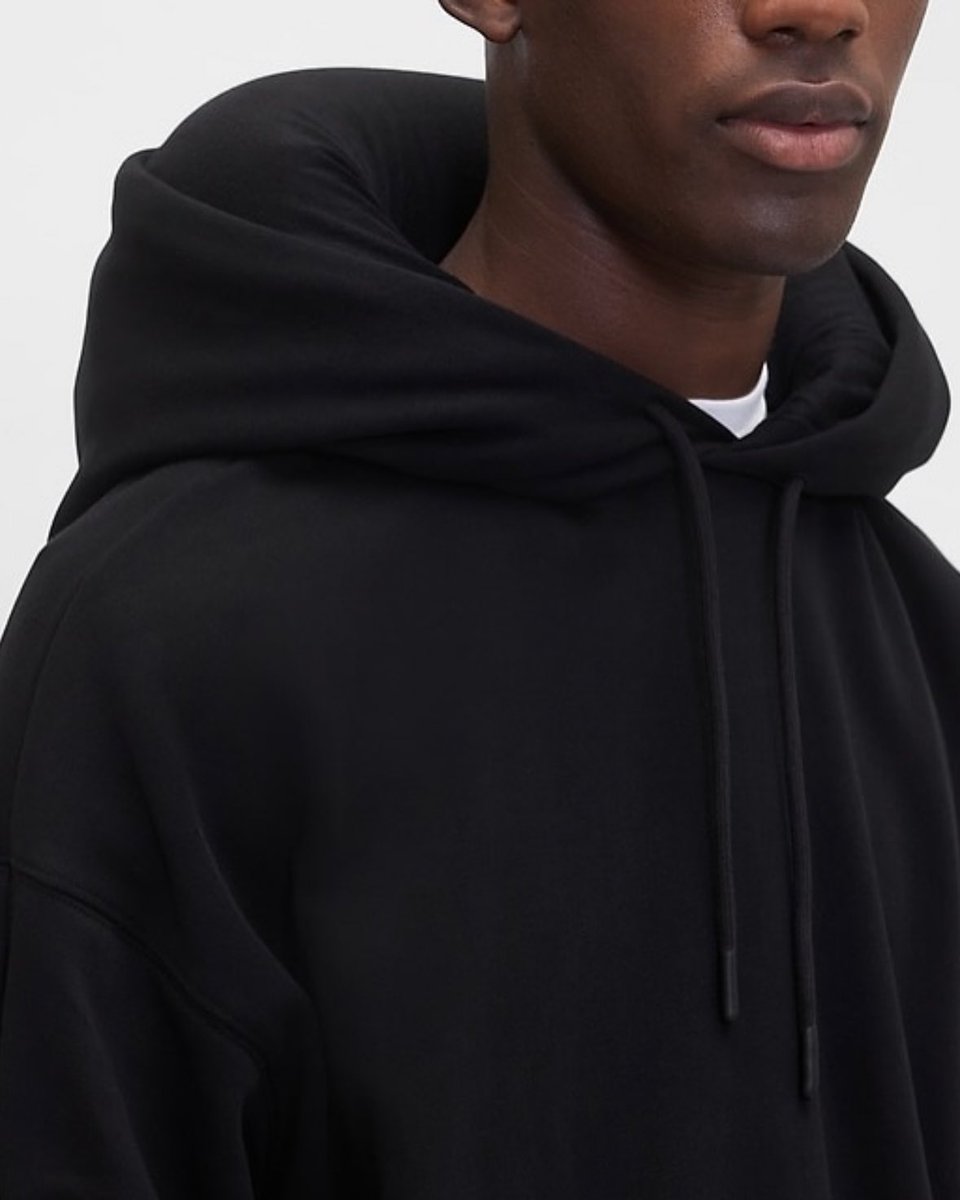 Shtreetwear's tweet photo. New Gap Hoodie with a Built in Pillow https://t.co/SagA6LCWWI
