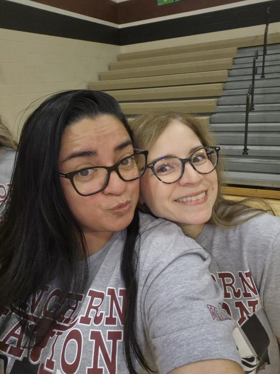 MrsGutierrez21's tweet photo. Kicking off the 2025 - 2026 school year with ConFUNcation.
@MrsRamos_GRHS
@pinkpatterson
#WeAreGR
#LamarCISD
#ConFUNcation
#BeGReat
#Longhornnation https://t.co/w6rxJYRflE