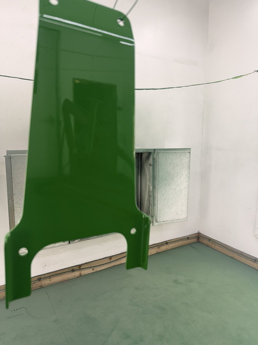 ScanlanTractor's tweet image. plugging always on the 2510