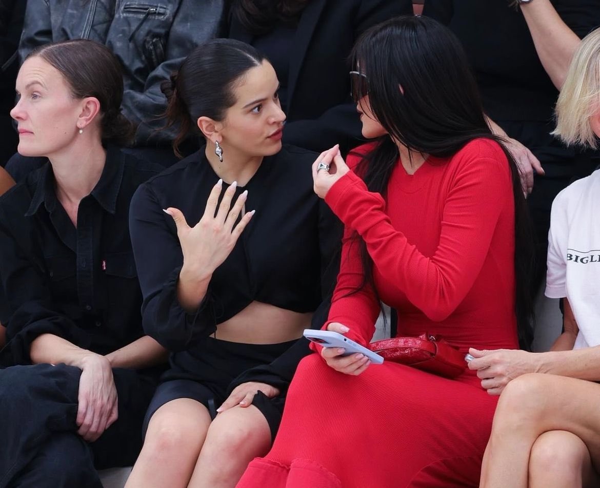 Cosas que se mencionaron en mi sesión con la psico hoy:
-Milton Wynants
-Prision Break
-El disco unplugged de Shakira

En algunos casos fue para hacer paralelismos. No voy a develar si lo dije yo o mi psicóloga pero bueno, ahí vamos.