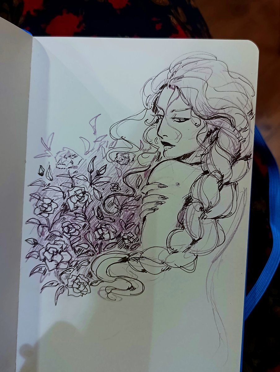 Some sketches of my babygirl Thalisaar🥀

#OC #originalcharacter