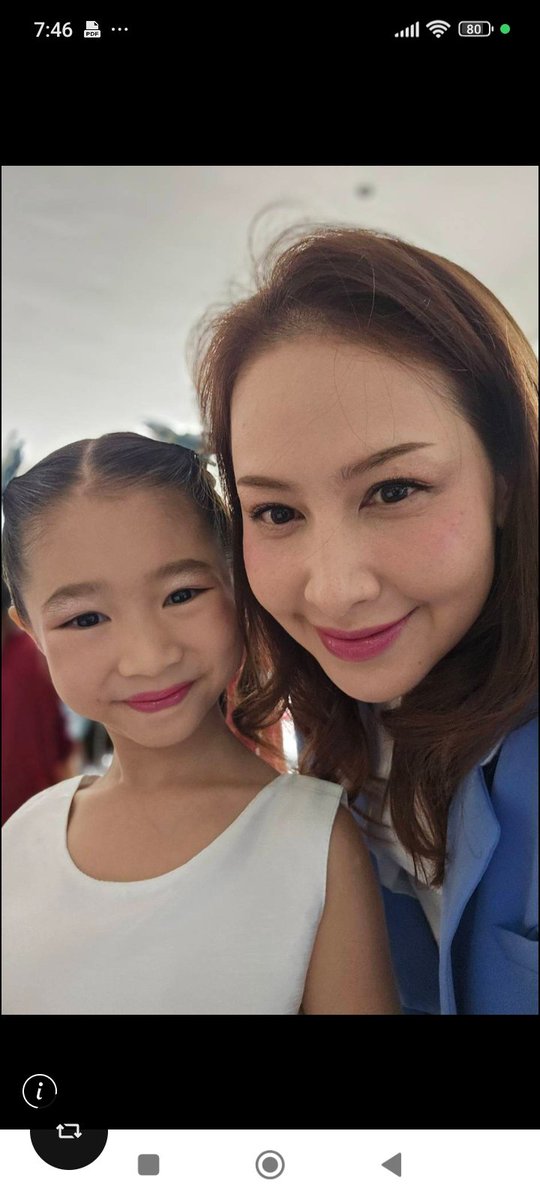 งานวันแม่ ที่โรงเรียนค่ะ