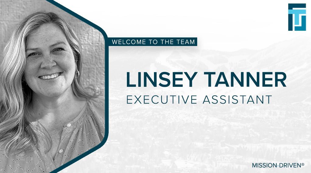Please join us in welcoming our new Executive Assistant, Linsey Tanner! A graduate of Utah State, Linsey has 10 years of experience in the orthopedic industry. She has worked with small businesses and international companies, and is the Operation Walk Utah Coordinator.
Linsey has