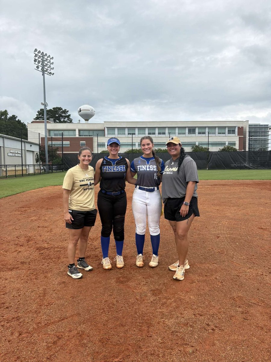 Had an awesome time getting to know the coaches and players! Even got a tour of some of the campus, which was exciting! Just wanted to thank the staff for giving feedback and putting together this camp! <a href="/08FinesseNEO/">Finesse 17u-Myers</a> <a href="/UNCP_Softball/">UNCP SOFTBALL</a> <a href="/Coach_GrazU/">Steph Graziani</a> <a href="/Lauren_Hawley28/">Lauren Hawley</a>