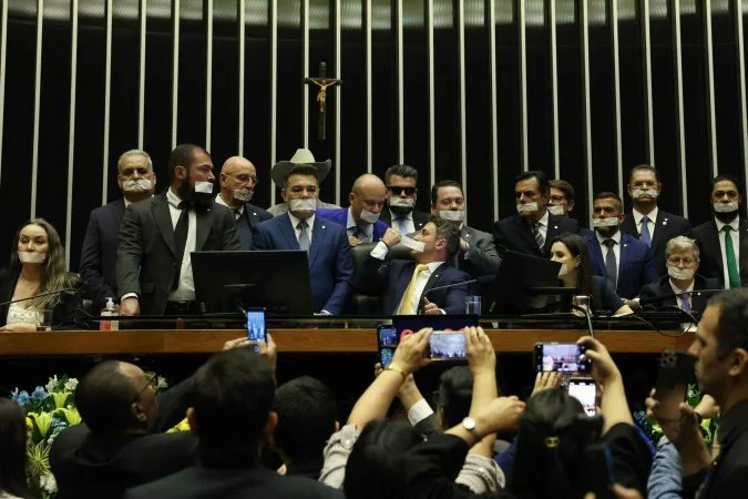 A esculhambação do Parlamento. Congresso vive sua pior crise - Agência Congresso