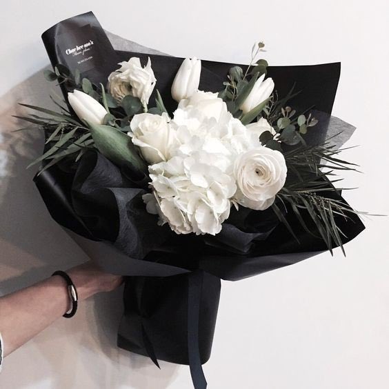 floraleboutique's tweet photo. é a pessoa mais bela que eu ja conheci e tive o prazer de me apaixonar, eu te amo (e nao é pouco).
https://t.co/Vo0LQVHu0d https://t.co/UQgWK22P06