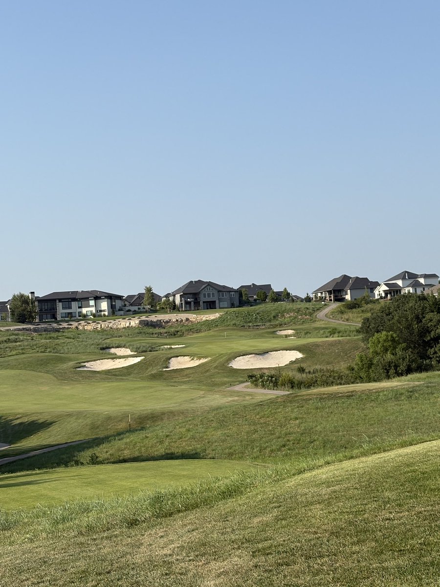 SchwormNate's tweet photo. Colbert Hills
Manhattan, Kansas
Home to the Kansas state wildcat golf team. Great track. https://t.co/lYoHjCVbfO
