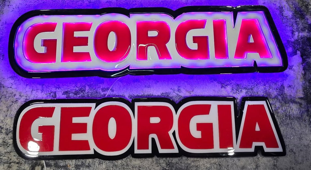 🏈 Game day is around the corner!
Need a custom sports-themed sign, pendant, or hitch cover?
🔥 Get yours in time for kickoff — let’s bring your idea to life!

📩 DM to order or visit:
wswoodcarving.com/request-a-quote

#GameDayReady #CustomMade #LEDSigns #SportsFans