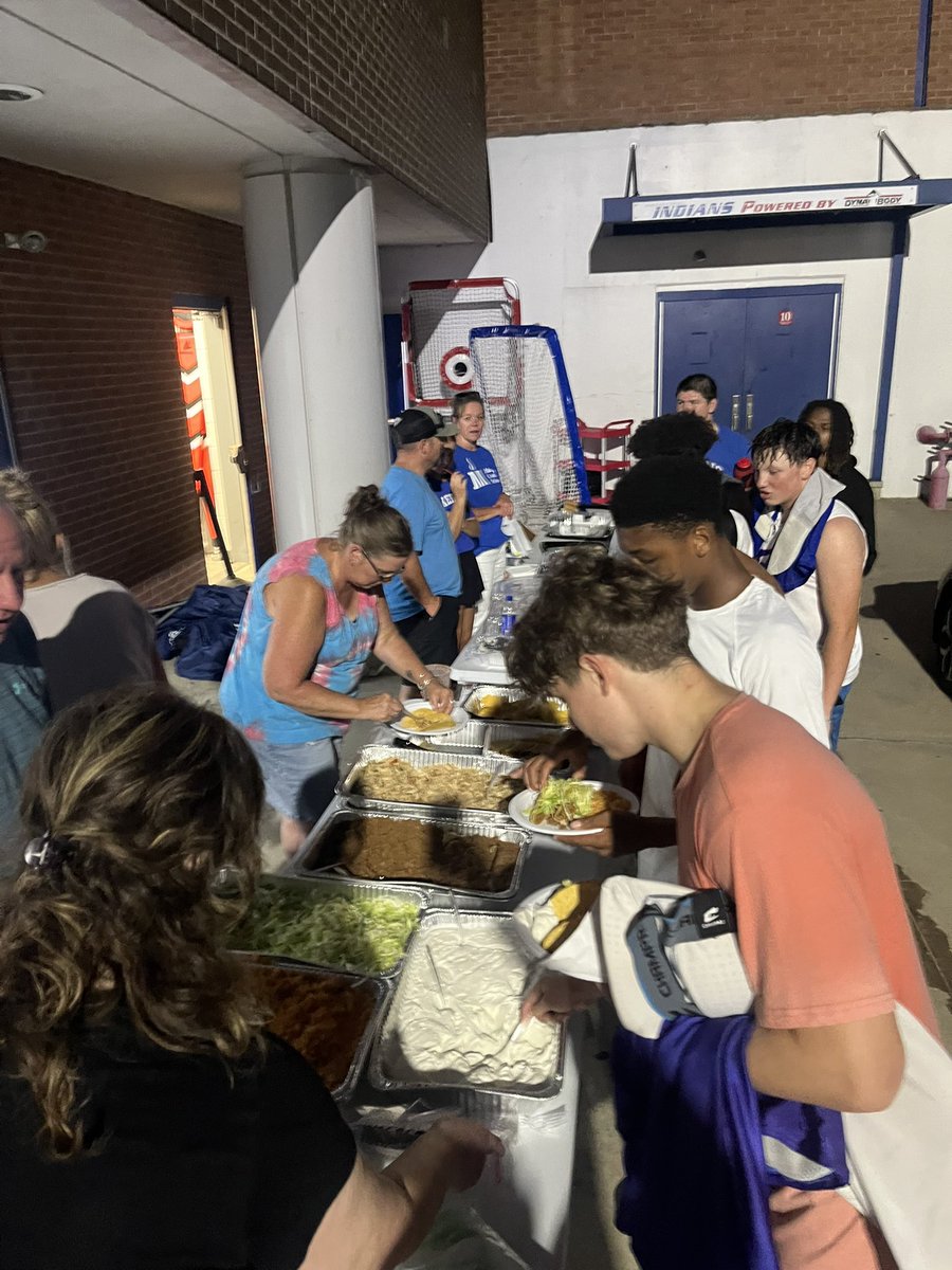 Madison Central Football (@mcentral_fb) on Twitter photo Thank you so much to our Football Parents & <a href="/MCHS__SB/">Madison Central Softball</a> for feeding our boys to end 2-a-days!
#ForTheTRIBE Thank you so much to our Football Parents & <a href="/MCHS__SB/">Madison Central Softball</a> for feeding our boys to end 2-a-days!
#ForTheTRIBE