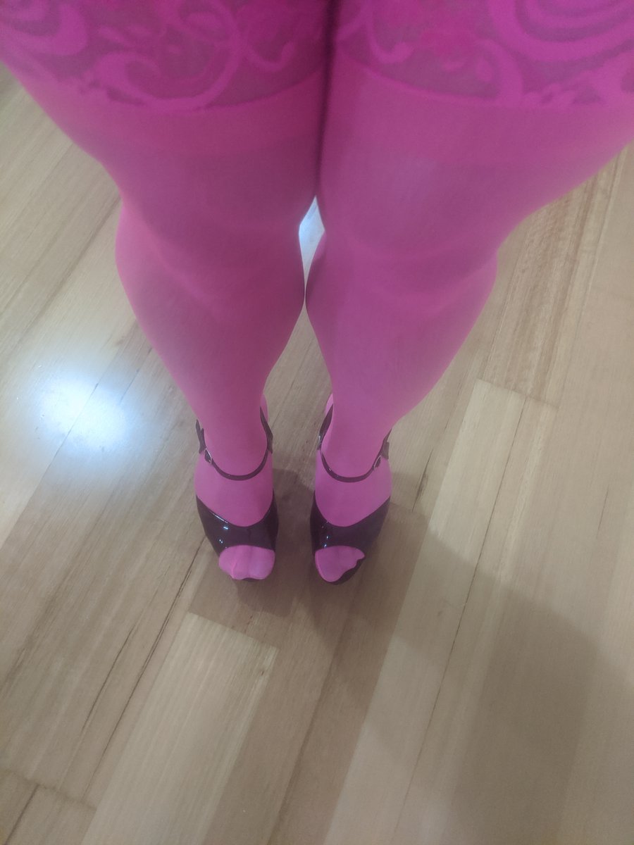 cd_ellye's tweet photo. Feeling sexy!!! https://t.co/XK6YyWr7mB
